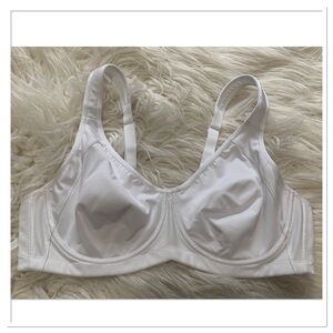Title Nine Cuz She Says So Underwire Sports Bra White Size 38C